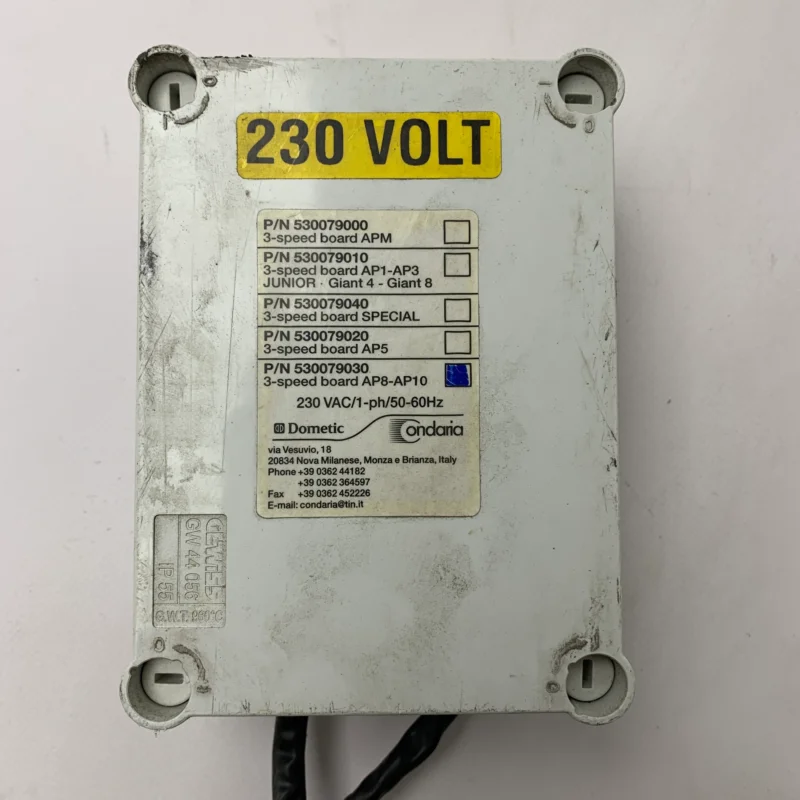 Promotion Saisonnière Dometic 530079030 Control Module 230V Three-Speed
