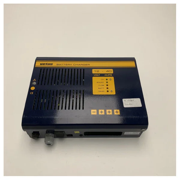 Vetus BC12403A Battery Charger 12V 40a 3 batteries Prix Cassé