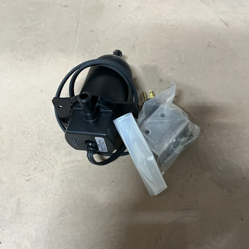 Expédition Rapide Compact Marine Tank Heater 1000W - Durable Plastic Housing, 120V, Auto Temperature Control for Boats and Ships