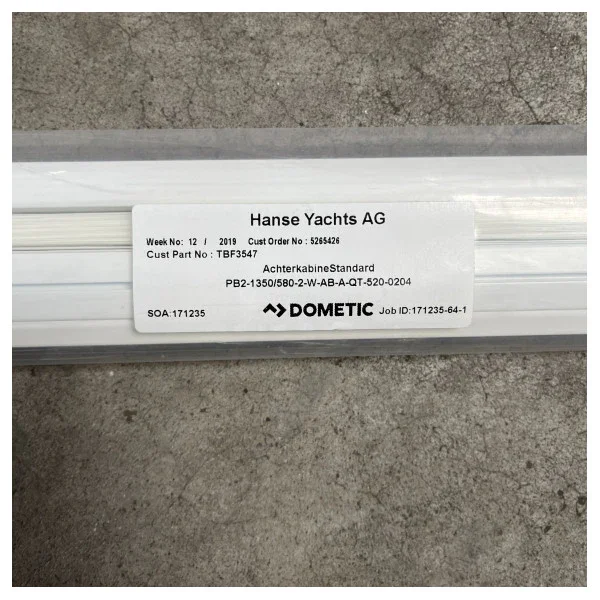Meilleure Vente OceanAir Hanse H548 Marine Cabin Roller Blind - 1350 x 580 mm - PBZ1350/5802WA