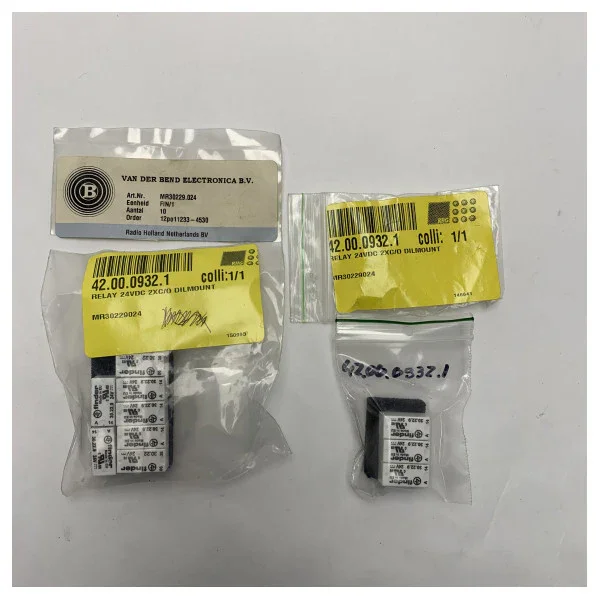 24V DC Marine Relay 2x C/O Dilmount - Durable Compact Electrical Component for Ships - MR30229024 Produit De Marque
