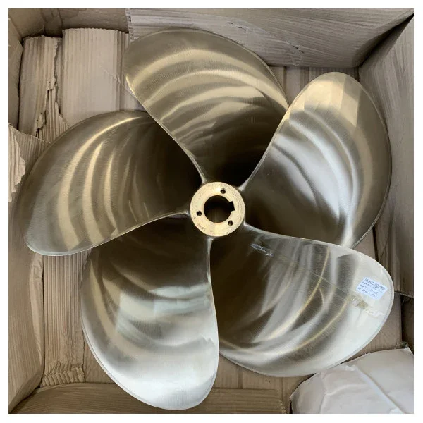 Bon Plan Teignbridge Propeller Atlantique 50 Brass Marine Propeller for Salt and Freshwater 610 x 810 x 50 mm - PPR15119