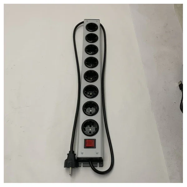 Marine Grade Power Strip 8-Socket Aluminum Surge Protector with On/Off Switch - Waterproof for Boat and Yacht Use Promotion Saisonnière