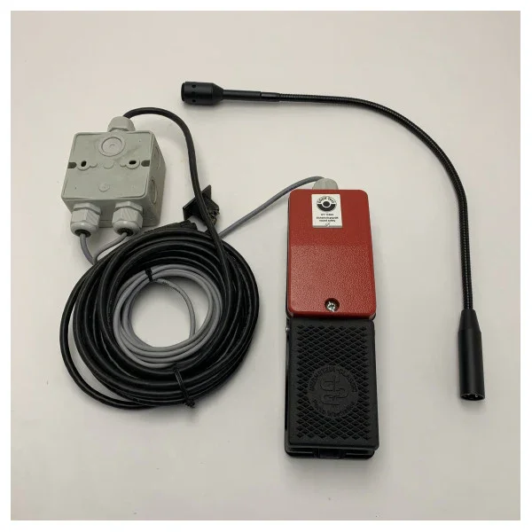Super Prix Polaris Talk Station 6222 Durable Marine Communicator with Adjustable Microphone & PTT